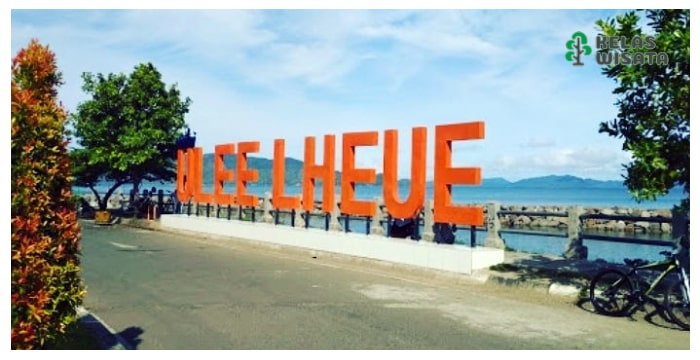 Pantai Ulee Lheue