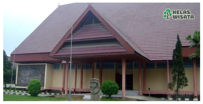 Museum Negeri Provinsi Sulawesi Tengah - Palu